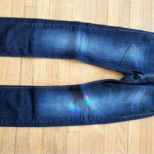 Levi's 511 Dark Blue Skinny Jeans but more of a slim boot cut. 30/34